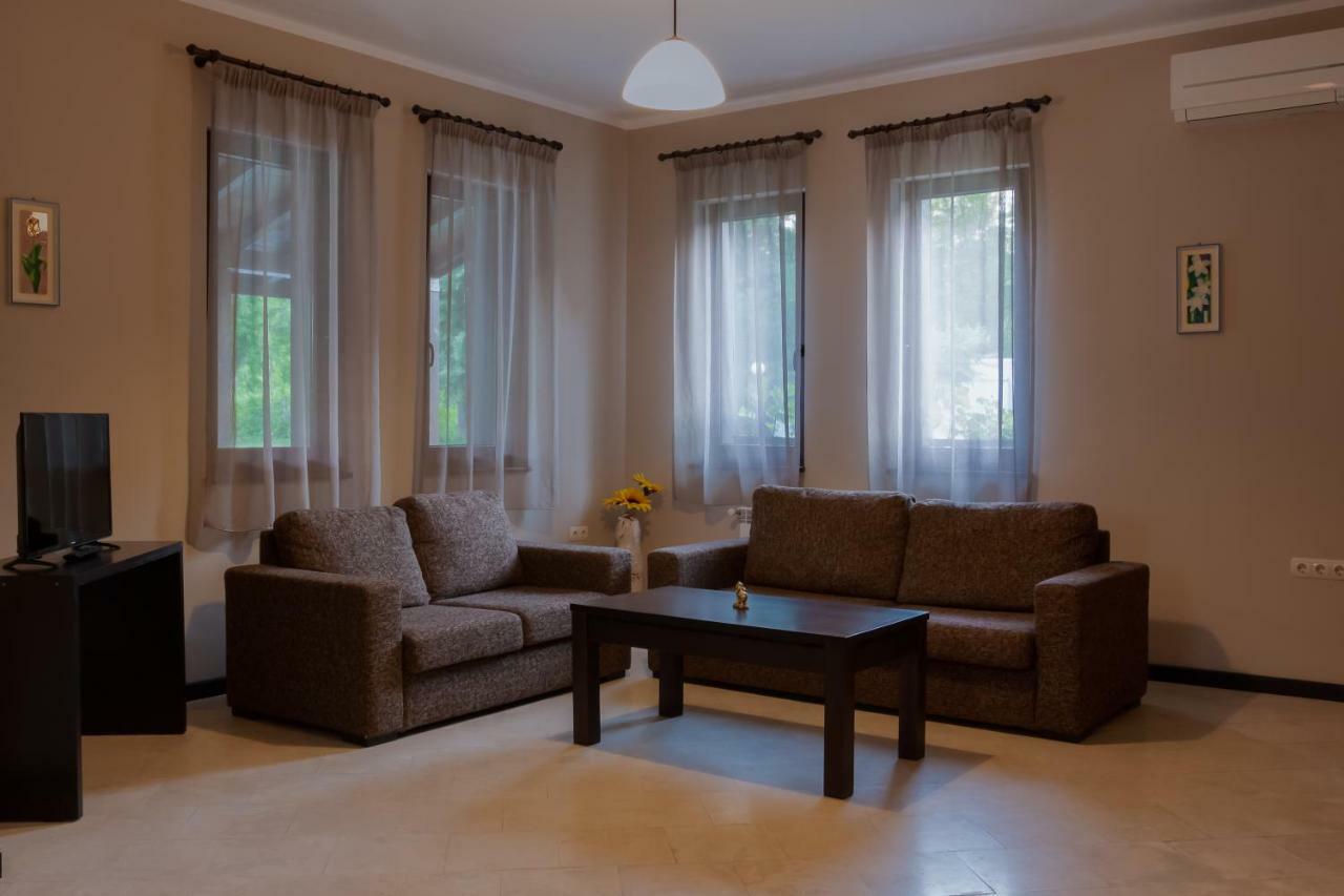 Ostrova Holiday Village Beli Osum Exterior photo